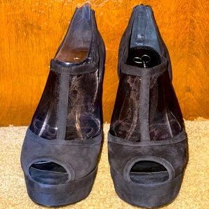 Jessica Simpson Platform Black Suede Mesh Pumps size 10 (never worn)